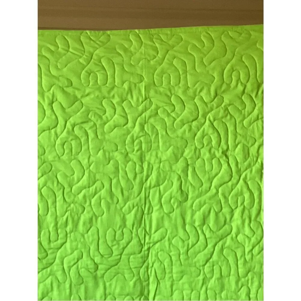 NWT. Colors of Green Beautiful Hand Crafted Quilt